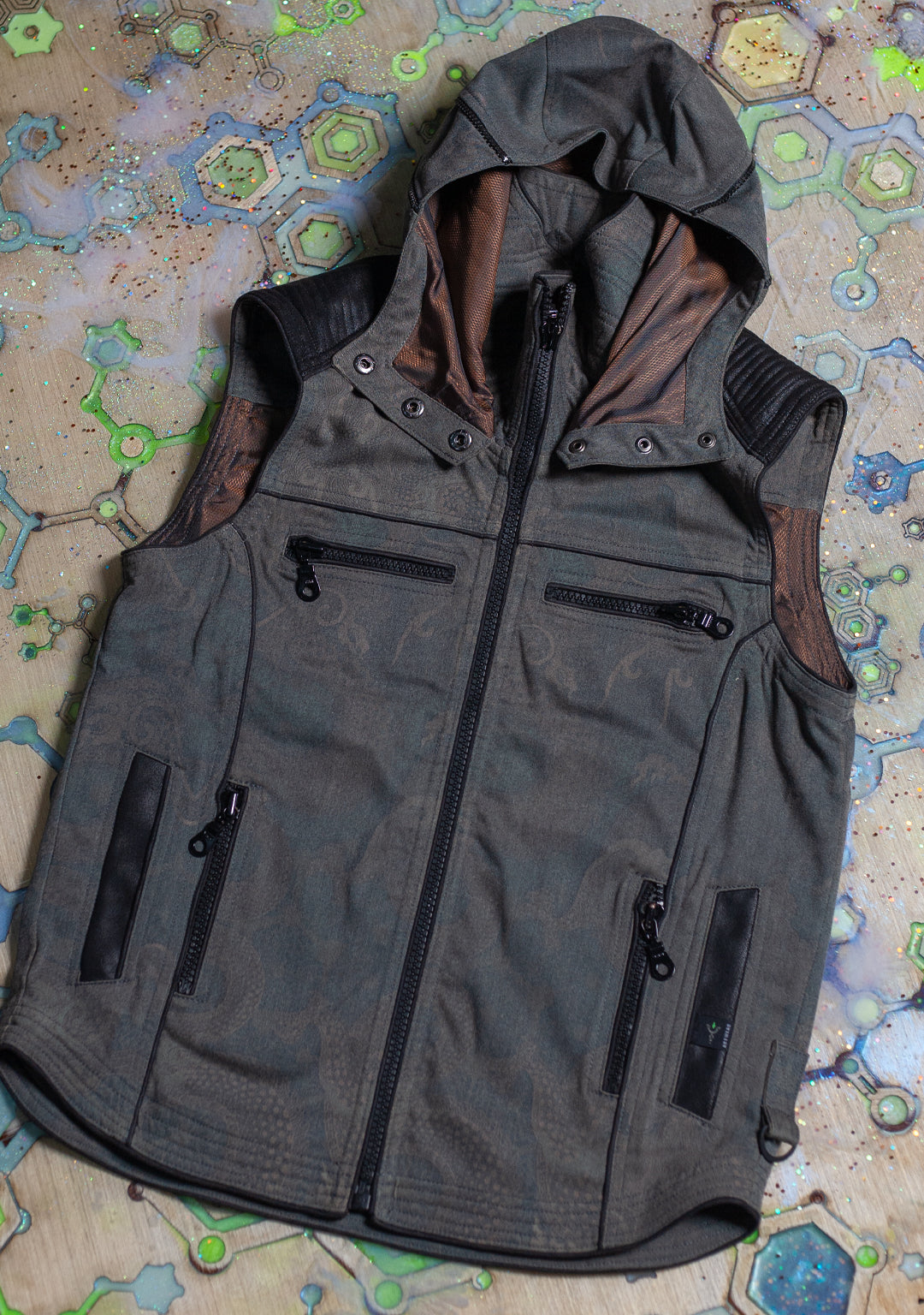 Sleeveless Hooded Jacket Men ALIEN / TR Screenprint - ASH DRAGONS